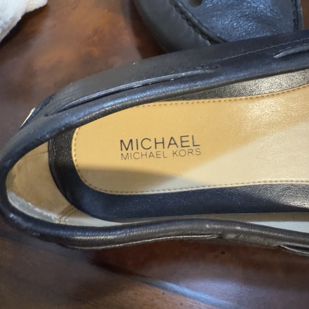 Michael Kors Black Leather Flat Loafers Moccasins With Bow Work Shoes Size 8.5 - Picture 4 of 7